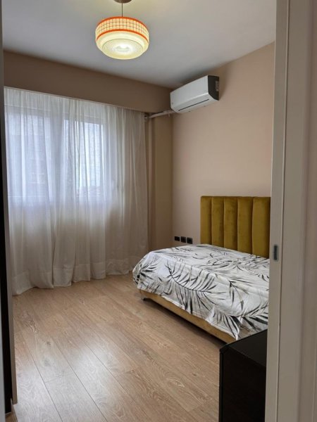 Shqiperi, jepet me qera apartament 2+1 Kati 2, 82 m² 650 € (Perkrah, Kopeshtit Botanik)