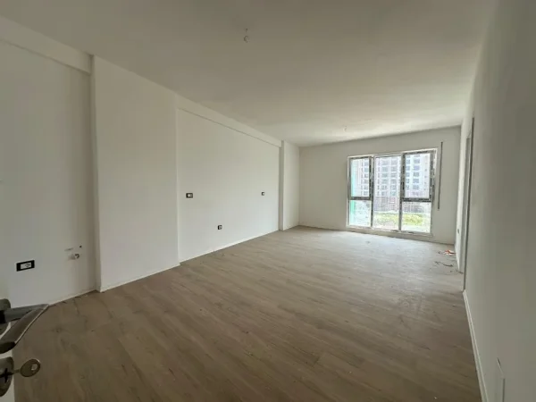 Tirane, shitet apartament 2+1+Ballkon Kati 3, 108 m² 190000 €