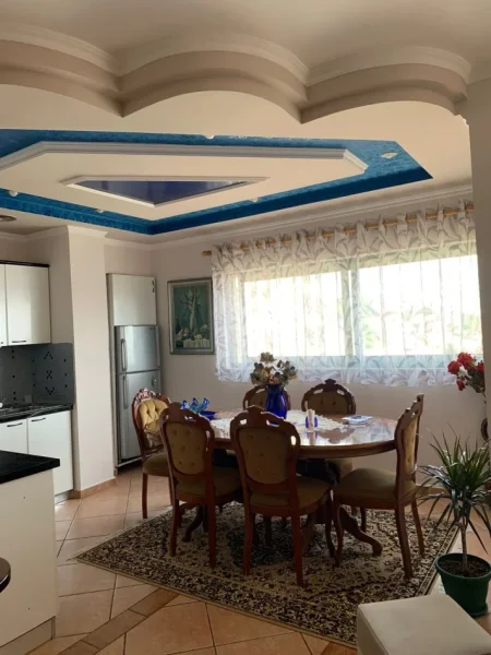 Durres, jepet me qera apartament 2+1+Aneks+Ballkon Kati 8, 110 m² 550 € (Vollga)