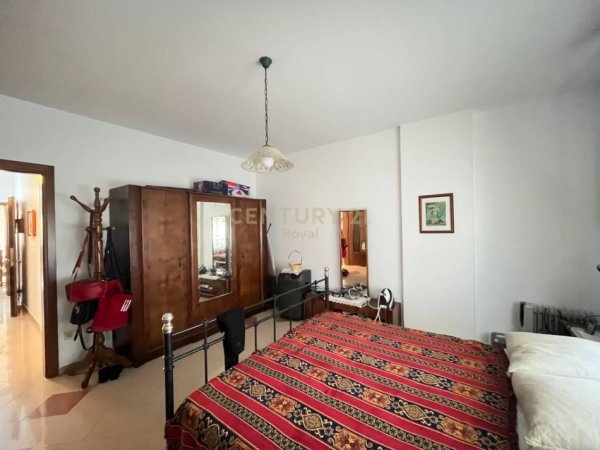 Tirane, shes apartament 2+1 Kati 6, 91 m² 200.000 € (Shkolla e Kuqe)