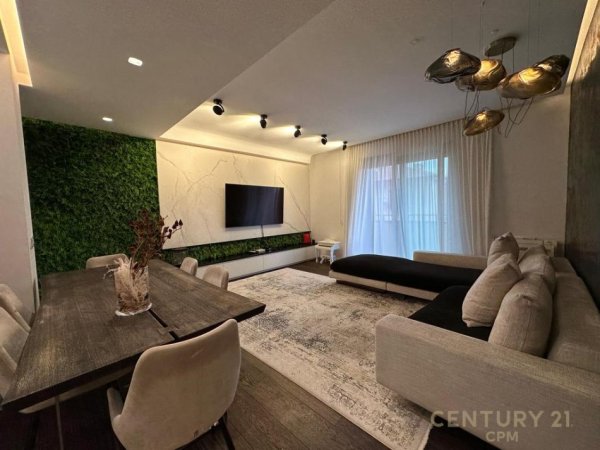 Tirane, jepet me qera apartament 2+1 Kati 4, 100 m² 1.600 € (Myslym Shyri)