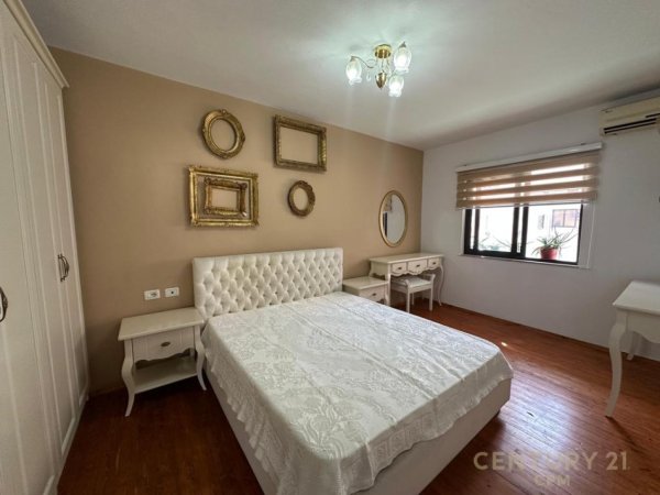 Tirane, jepet me qera apartament 2+1 Kati 5, 93 m² 700 € (Rruga e Kosovareve)