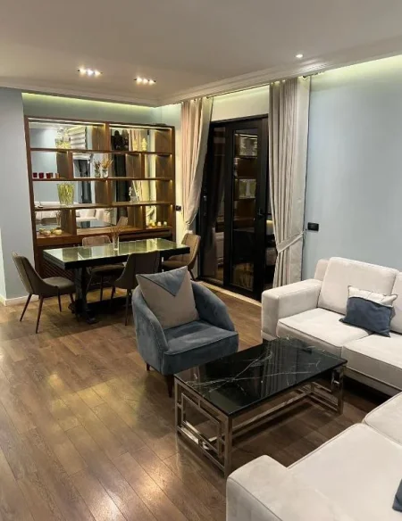 Tirane, jepet me qera apartament 2+1 PRANË QENDRËS SË TIRANËS 📍 , 70 m² 1.500 €