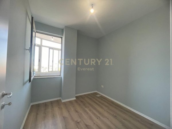 Tirane, shes apartament 1+1 Kati 8, 59 m² 140.000 € 