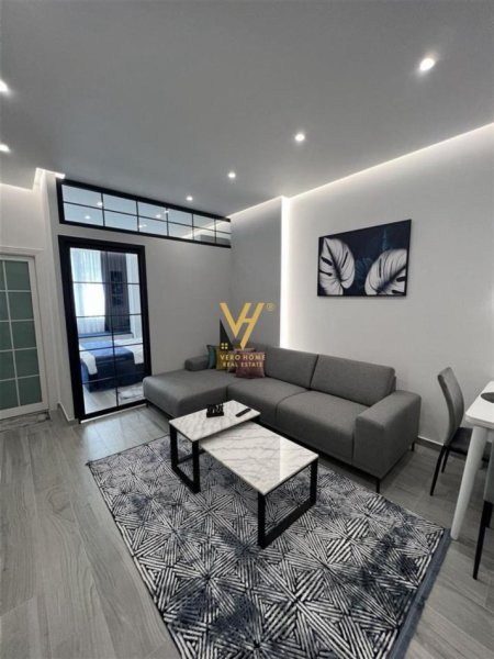 Tirane, shitet apartament 1+1+Ballkon Kati 1, 41 m² 85.000 € (LAPRAKE)