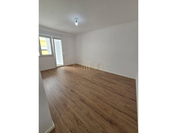 Tirane, shitet apartament 2+1 , 96 m² 210.000 € (Rruga e Kavajes)