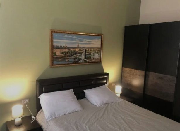 Tirane, jepet me qera apartament 1+1 Kati 2, 70 m² 490 € (Pazari i Ri, Tiranë)