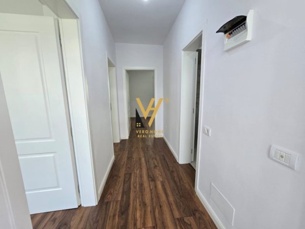 Tirane, shitet apartament 2+1+Ballkon Kati 2, 70 m² 150.000 € (ISH PARKU)