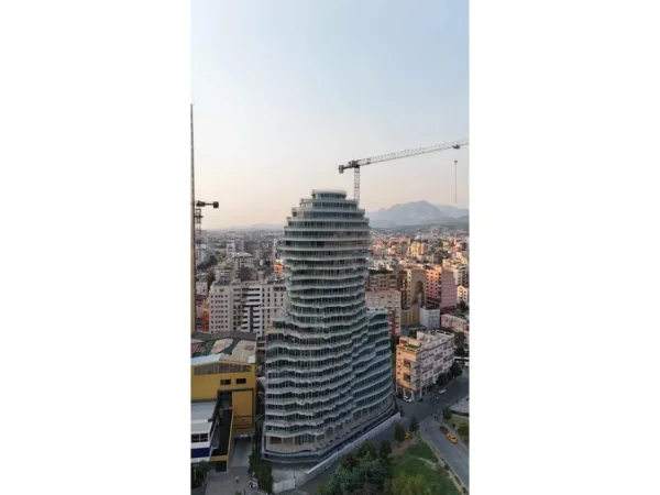 Tirane, shes apartament 2+1+Aneks+Ballkon Kati 20, 162 m² (Tirana rock)