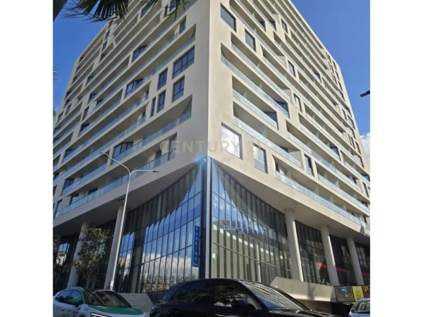 Tirane, jepet me qera apartament 2+1+Aneks+Ballkon Kati 3, 116 m² 1.300 € 