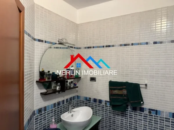 Tirane, shitet apartament 2+1+Ballkon Kati 8, 116 m² 200.000 € (DON BOSKO)