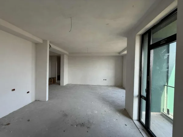 Tirane, shes apartament 3+1+Aneks+Ballkon Kati 9, 156 m² 290.000 € 