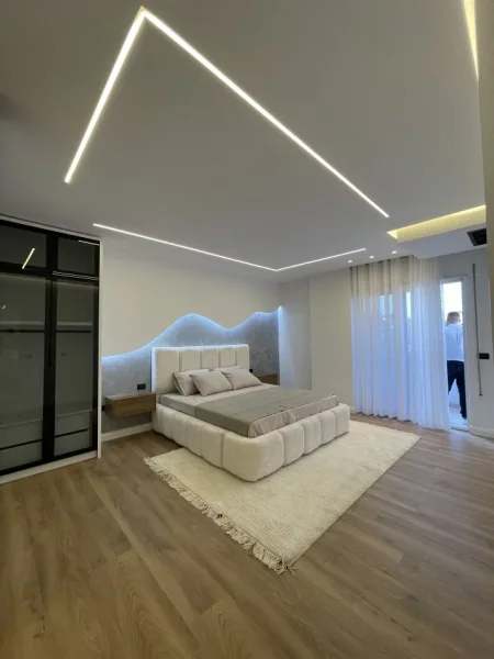Tirane, shitet apartament 2+1+Ballkon Kati 3, 110 m² 325.000 € (Rruga e kosovareve)