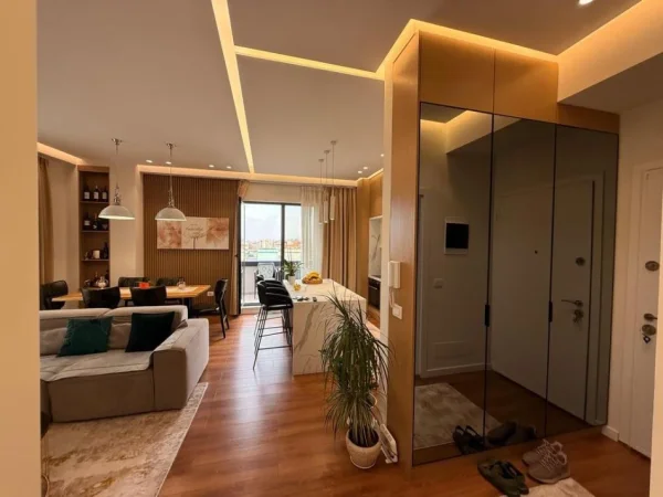 Tirane, shes apartament 2+1+Aneks+Ballkon Kati 8, 132 m² 345.000 € (Shkolla e kuqe)