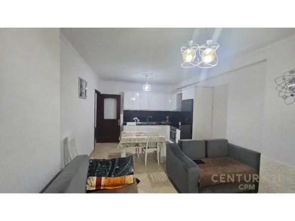 Tirane, shes apartament 2+1 Kati 3, 102 m² 135.000 € (Fresk)