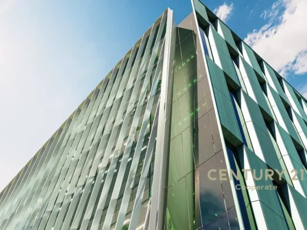 Tirane, shes apartament 2+1+Aneks+Ballkon Kati 7, 133 m² 