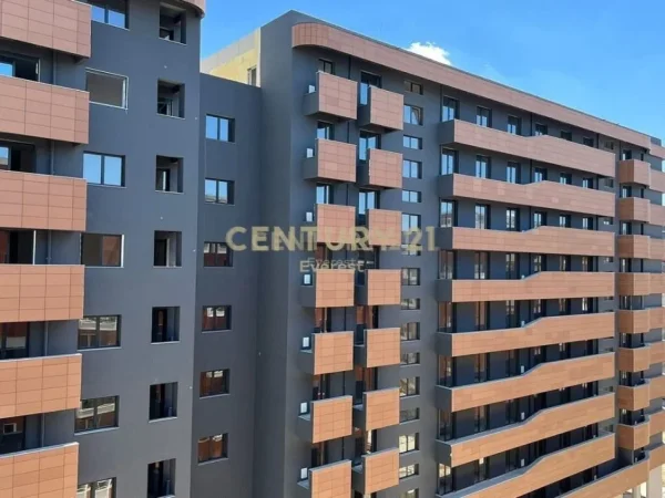 Tirane, shes apartament 2+1+Aneks+Ballkon Kati 2, 117 m² 205.000 € (Oasis)