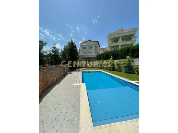 Tirane, shes Vile 3 Katshe Kati 3, 540 m² 850.000 € (Akacia hill)