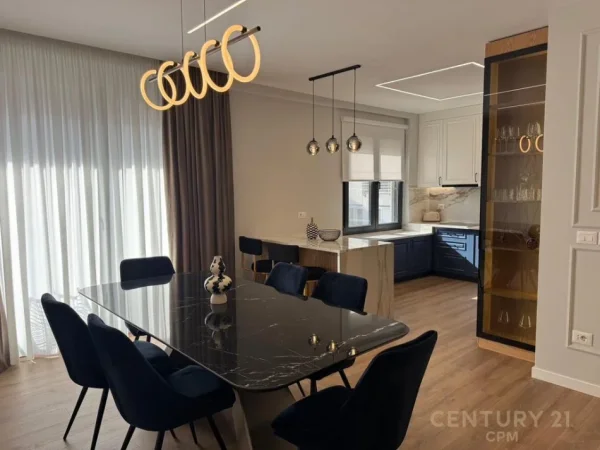 Tirane, jepet me qera apartament 2+1+Aneks+Ballkon Kati 3, 125 m² 1.600 € 