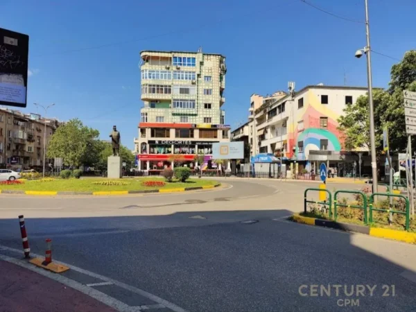 Tirane, shes apartament 1+1+Aneks+Ballkon Kati 6, 64 m² 213.500 € 