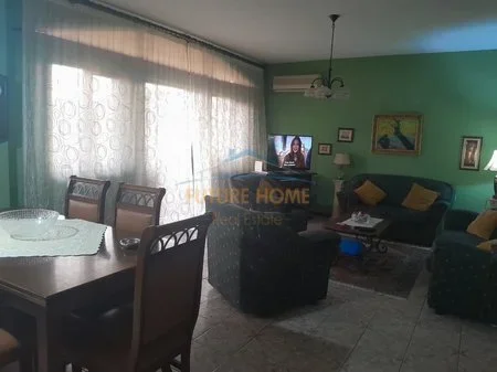Qera, Vilë, Brryl, Tiranë AREA57777
