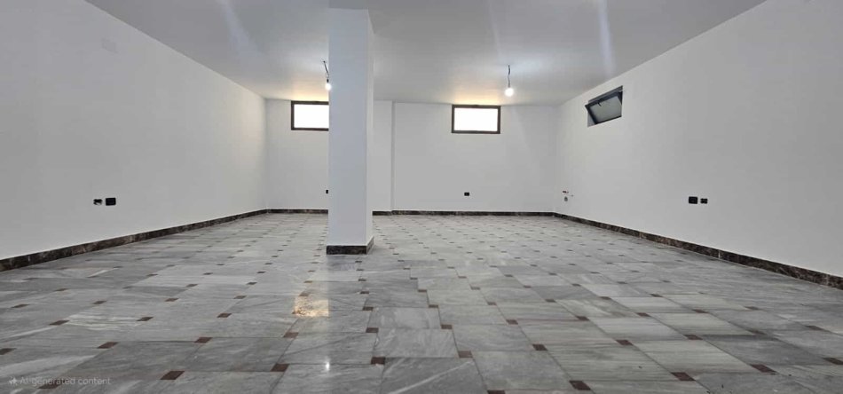 Tirane, jepet me qera dyqan Kati -1, 200 m² 4.000 € (sami frasheri)