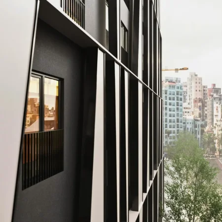 Tirane, shitet ambjent biznesi Kati 1, 110 m² 441.000 € (Rruga e Barrikadave)