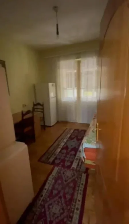 Tirane, jepet me qera apartament 2+1 Kati 4, 460 € 