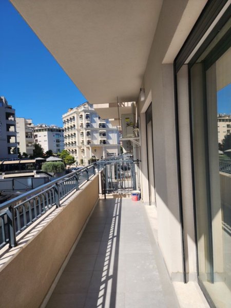 Me qera: 1+1 & Kuzhine vec | (📍Liqeni i Thate / Radisson ) 750€/Muaj🔥Hera e pare me qera ~ (Pallat 2025)