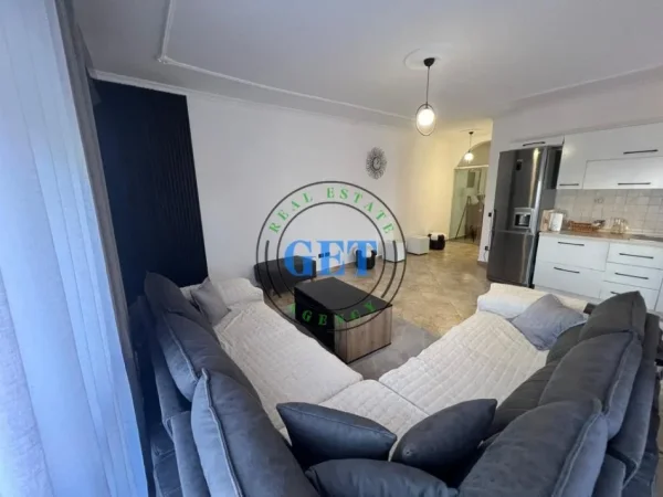 Durres, shitet apartament 2+1+Ballkon Kati 2, 107 m² 138.000 € (Kompleksi Tocak Plazh)