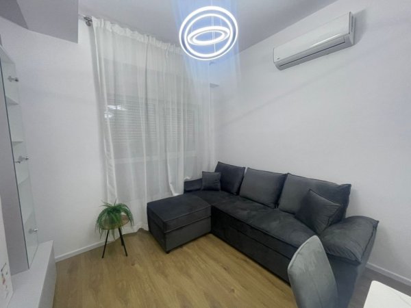 Tirane, jap me qera apartament 1+1+Ballkon Kati 3, 54 m² 450 € (Ali Dem Residenca KAIM)
