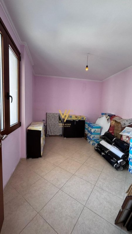 Tirane, shitet apartament 1+1+Ballkon Kati 3, 63 m² 82.000 € (KAFJA E RREMES)