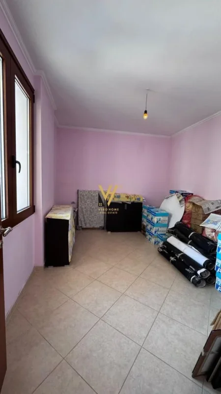 Tirane, shitet apartament 1+1+Ballkon Kati 3, 69 m² 79.000 € (KAFJA E RREMES)