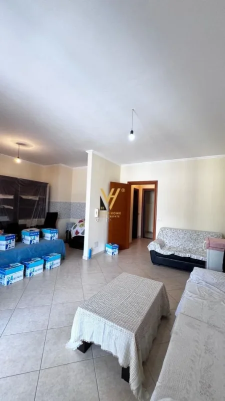 Tirane, shitet apartament 1+1+Ballkon Kati 3, 69 m² 79.000 € (KAFJA E RREMES)