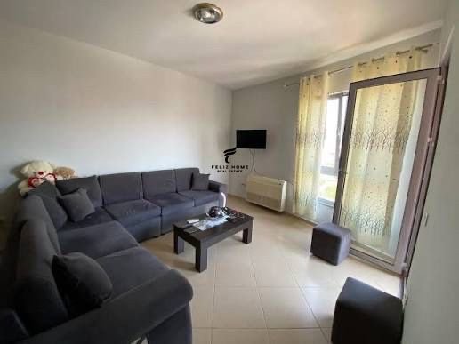 Tirane, jepet me qera apartament 1+1 Kati 6, 70 m² 700 € (QENDER, PRANE HOTEL OPERA)