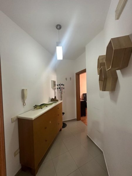 Tirane, shitet apartament 1+1 Kati 2, 68 m² 91.000 € (Rruga Muhamet Deliu Fresk)