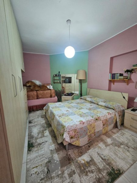 Tirane, jepet me qera apartament 1+1+Ballkon Kati 2, 65 m² 550 € (Pranë Viva Market, Don Bosko)
