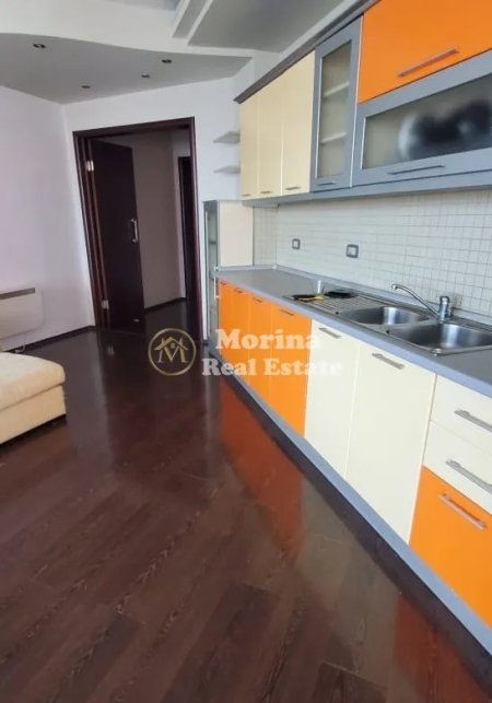 Tirane, jepet me qera apartament 2+1 Kati 5, 112 m² 650 € (Kodra e Diellit, Fondacioni Eleonor)