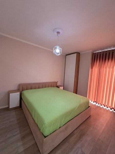 Tirane, shitet apartament 1+1 Kati 0, 104 m² 85.000 € (univers city)