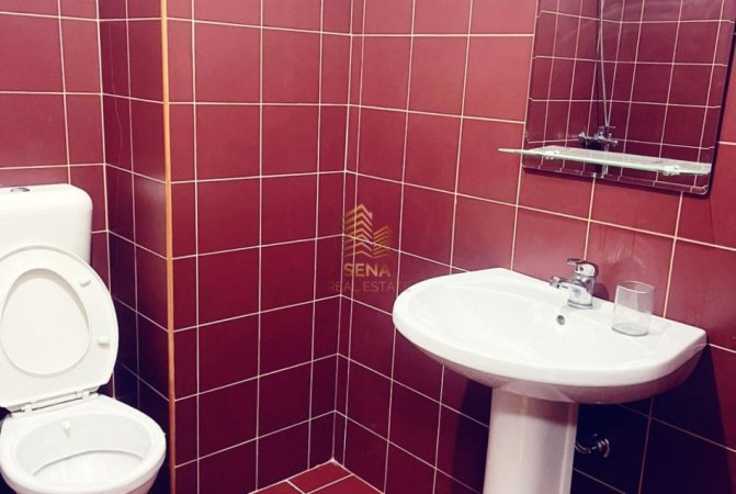 Tirane, jepet me qera apartament 1+1+Ballkon Kati 7, 60 m² 450 € (Rruga Sokrat Miho)