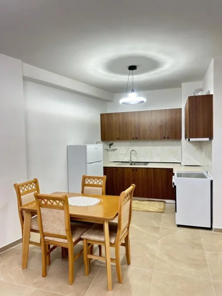 Tirane, jepet me qera apartament 1+1 Kati 9, 75 m² 450 € (ASTIR)