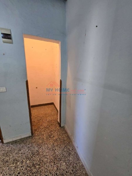 Tirane, shitet apartament 1+1+Ballkon Kati 4, 58 m² 125.000 € (21 Dhjetori)