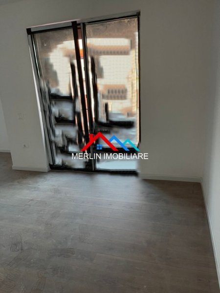 Tirane, jepet me qera ambjent biznesi Kati 6, 90 m² 1.000 € (RRUGA BESIM IMAMI,MYSLYM SHYRI)