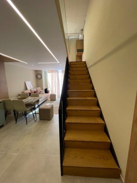 Tirane, shitet apartament duplex 1+1 Kati 1, 80 m² 120.000 € (GOLDEN PARK 3)