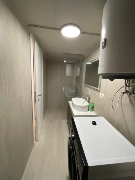 Tirane, shitet apartament duplex 1+1 Kati 1, 80 m² 120.000 € (GOLDEN PARK 3)