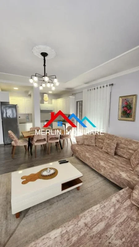 Tirane, jepet me qera apartament 3+1+Ballkon Kati 6, 269 m² 1.500 € (KOPSHTI ZOOLOGJIK)