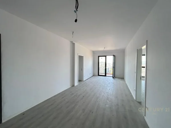 Tirane, jepet me qera zyre Kati 21, 110 m² 1.500 € (Garden Building Rruga e Kavajes)