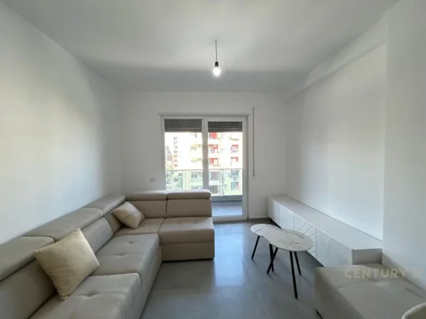 Tirane, jepet me qera apartament 1+1 Kati 4, 70 m² 450 € (Astir)