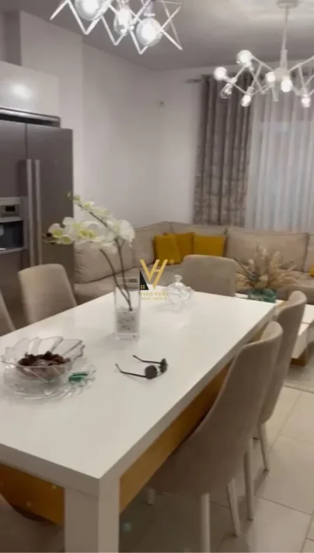 Tirane, shitet apartament 2+1+Ballkon Kati 1, 117 m² 205.000 € (MISTO MAME)