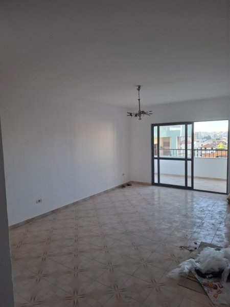 Tirane, shitet apartament 2+1+Aneks+Ballkon Kati 6(PALLATI ME SHIGJETA)